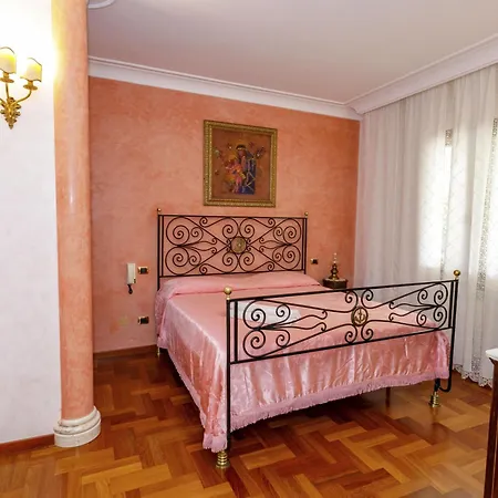 Incoronata By Interhome *