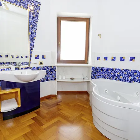 Incoronata By Interhome