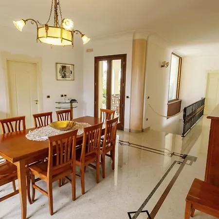 Villa Incoronata By Interhome *